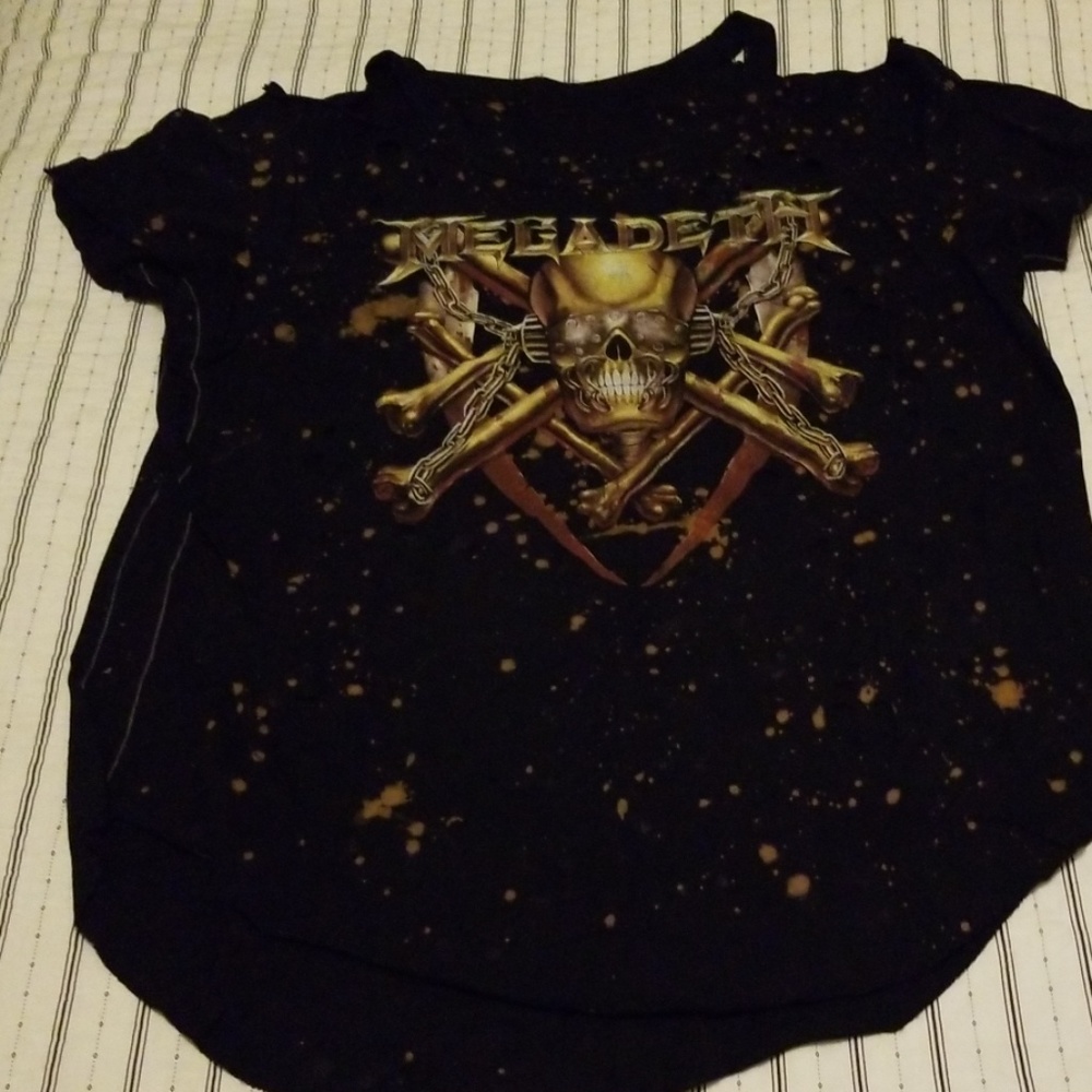 Super Distressed Cold Shoulder Top
